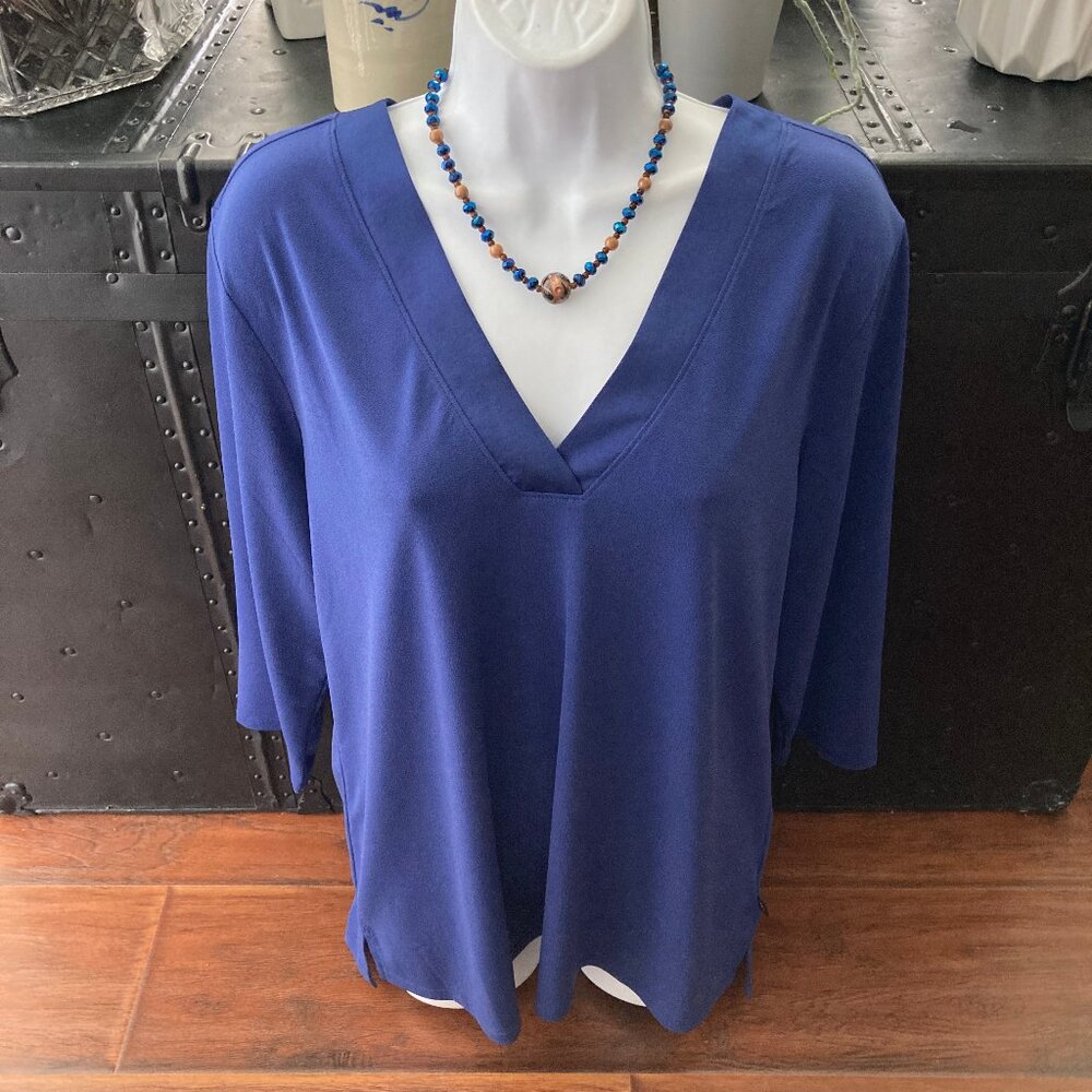 Banana Republic Royal Blue V Neck 3/4 Sleeve Blouse  Large